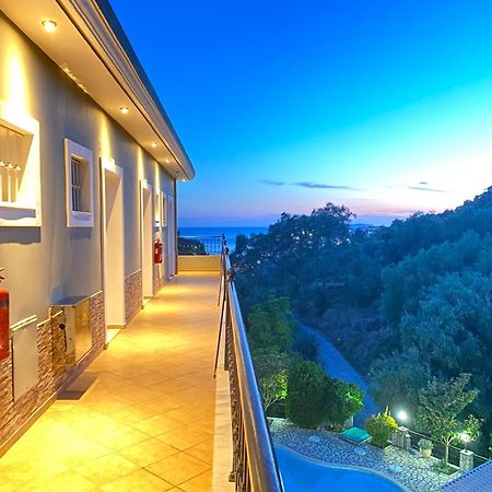 Villa Dorita Luxury Apartments 帕尔加 外观 照片