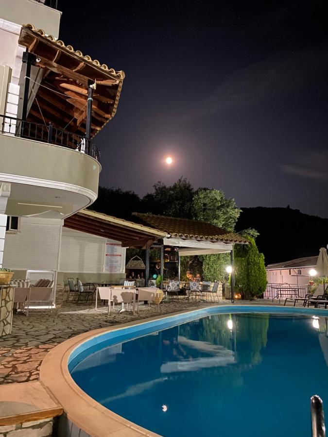Villa Dorita Luxury Apartments 帕尔加 外观 照片
